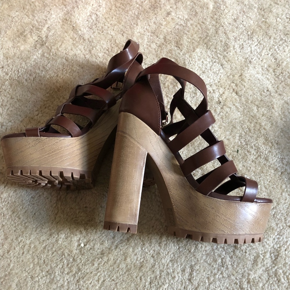 Chunky heels
